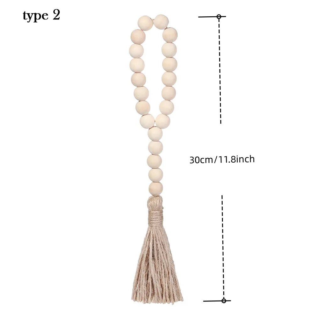 Holzperlengirlande Bauernhaus Wand