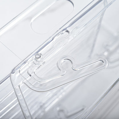 Ein durchsichtiger Kühlschrank-Organizer aus Kunststoff für Getränkebehälter wie Limonade, Wasser usw.