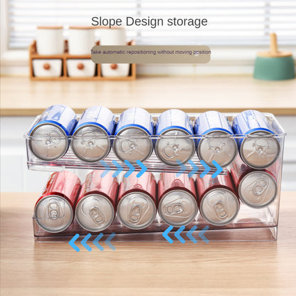 Ein durchsichtiger Kühlschrank-Organizer aus Kunststoff für Getränkebehälter wie Limonade, Wasser usw.