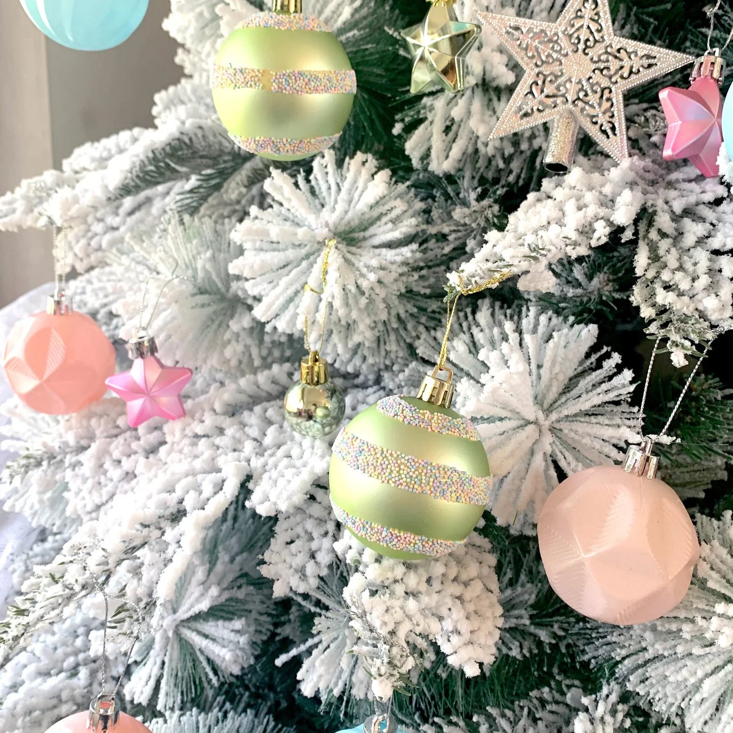 Weihnachtskugel Weihnachtsbaum Dekoration Ornamente für Heimdekoration Halloween Neujahr Navidad Hängeanhänger Kugel Zubehör